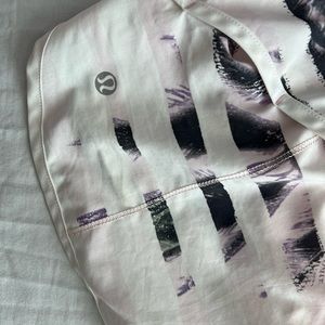 Lululemon shorts pale pink 2